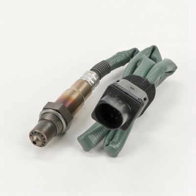 M18x1.5 スレッド サイズ 830mm 長さ メルセデス・ベンツ用の自動車用ランダ酸素O2センサー