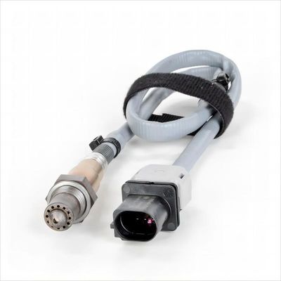 プロフェッショナルグレード M18x1.5 スレッドサイズ ポルシェ用 オートモーティブ ラムダ 酸素 O2 センサー