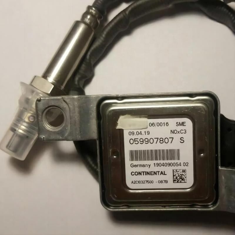 窒素酸化センサー NOxセンサー 12V VW/AUDI TIGUAN 参照番号 0 258 017 359
